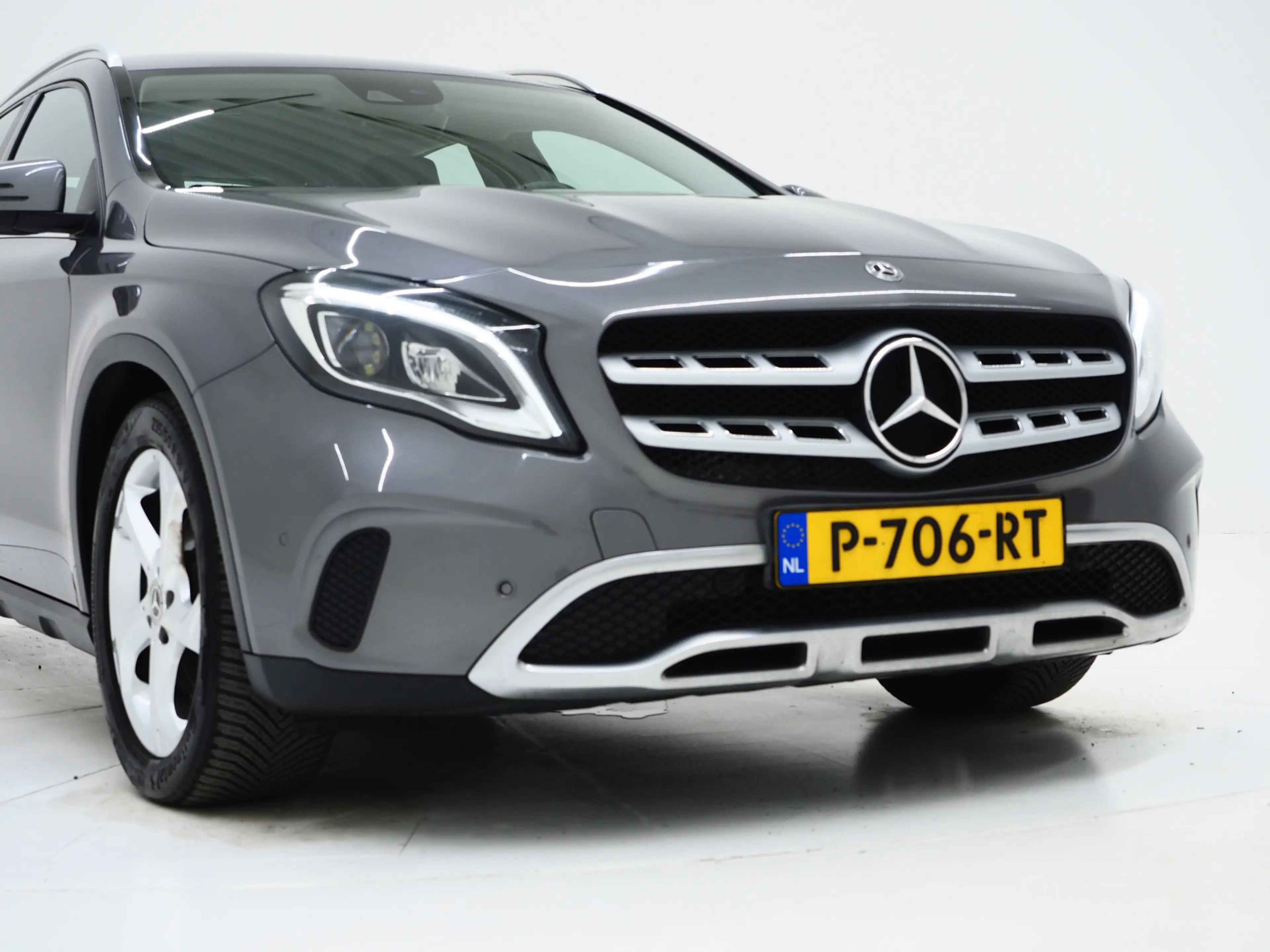 Mercedes-Benz GLA 200 Premium | Lederen Sportstoelen | Camera | Cruise | — photo 12