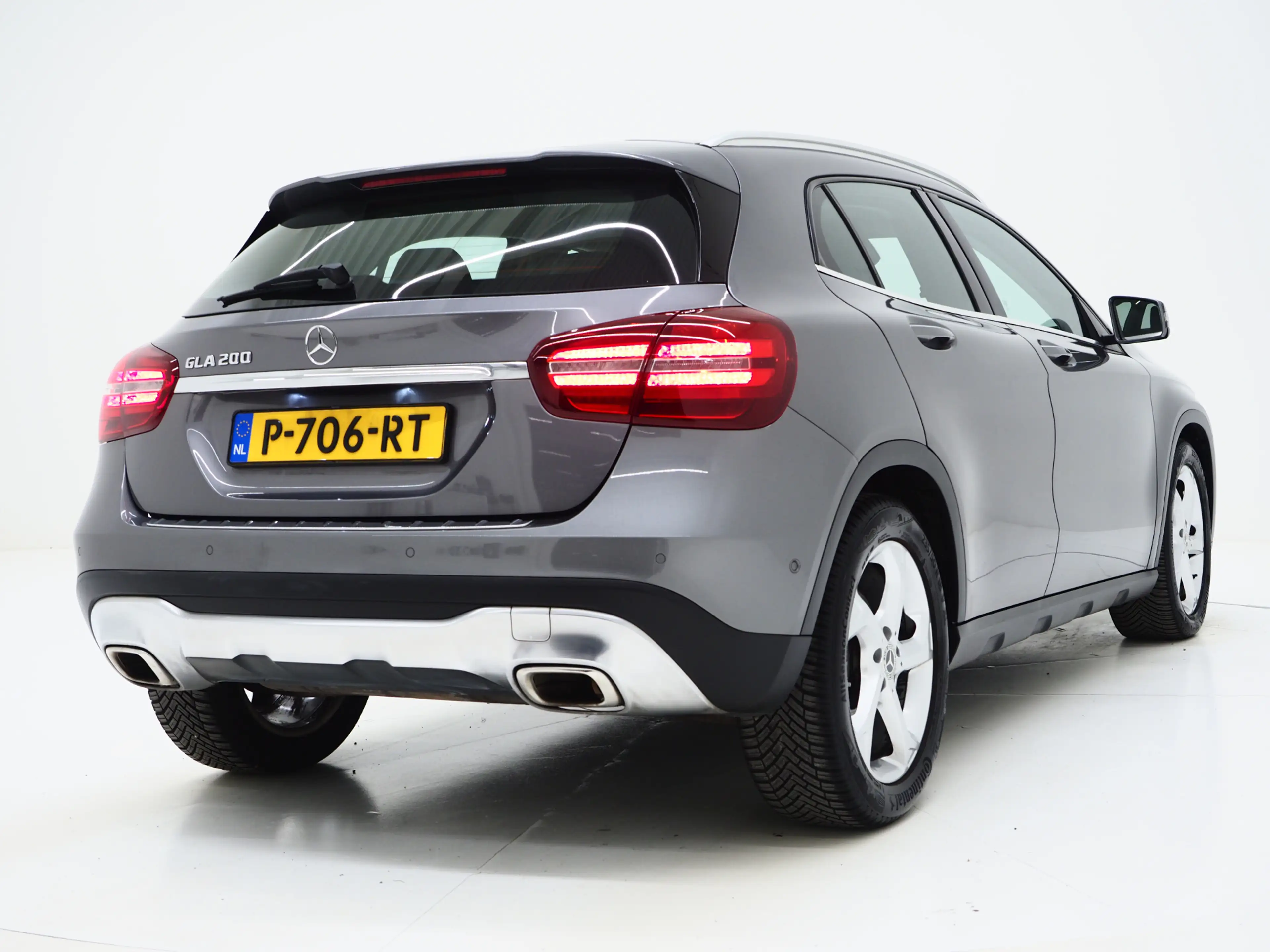 Mercedes-Benz GLA 200 Premium | Lederen Sportstoelen | Camera | Cruise | — photo 9