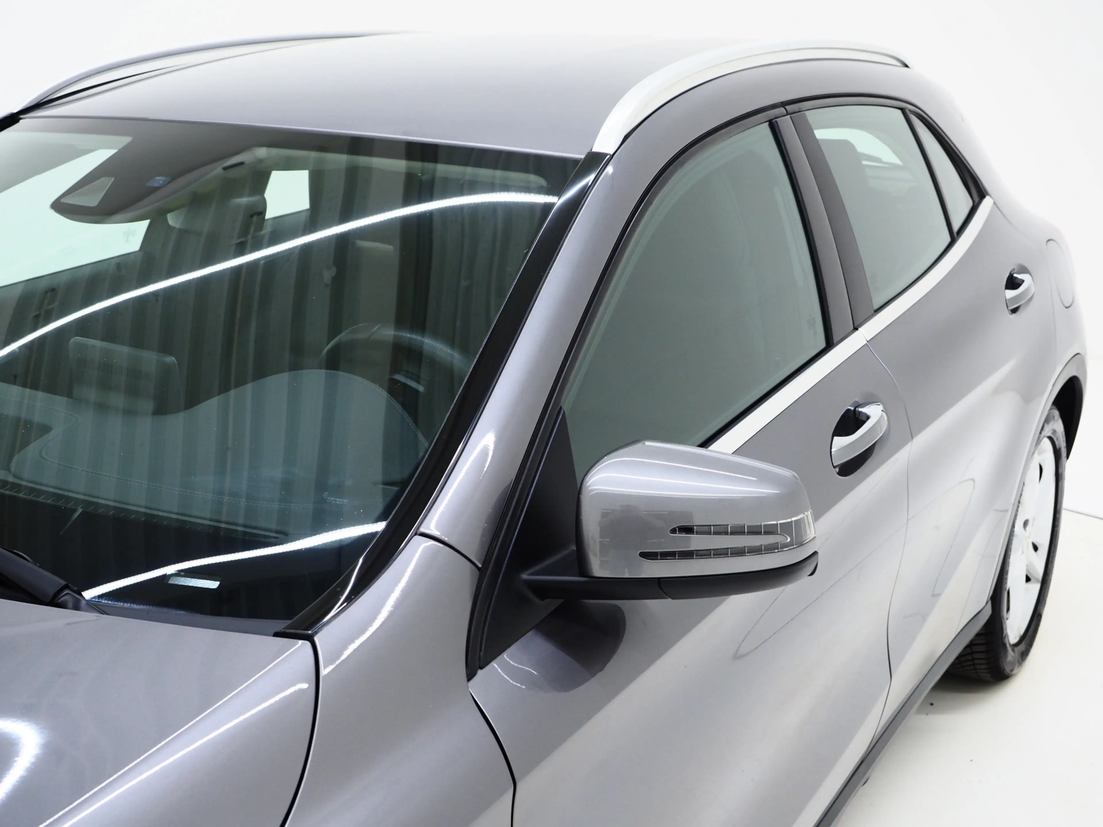 Mercedes-Benz GLA 200 Premium | Lederen Sportstoelen | Camera | Cruise | — photo 13
