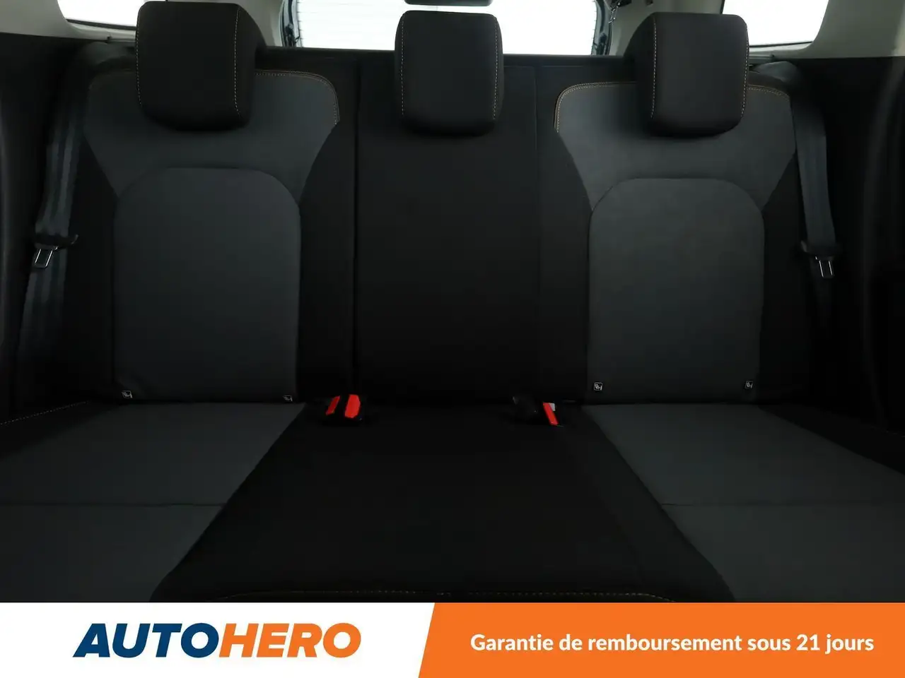 Dacia Duster — photo 15