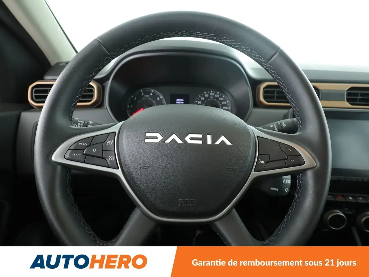 Dacia Duster — photo 19