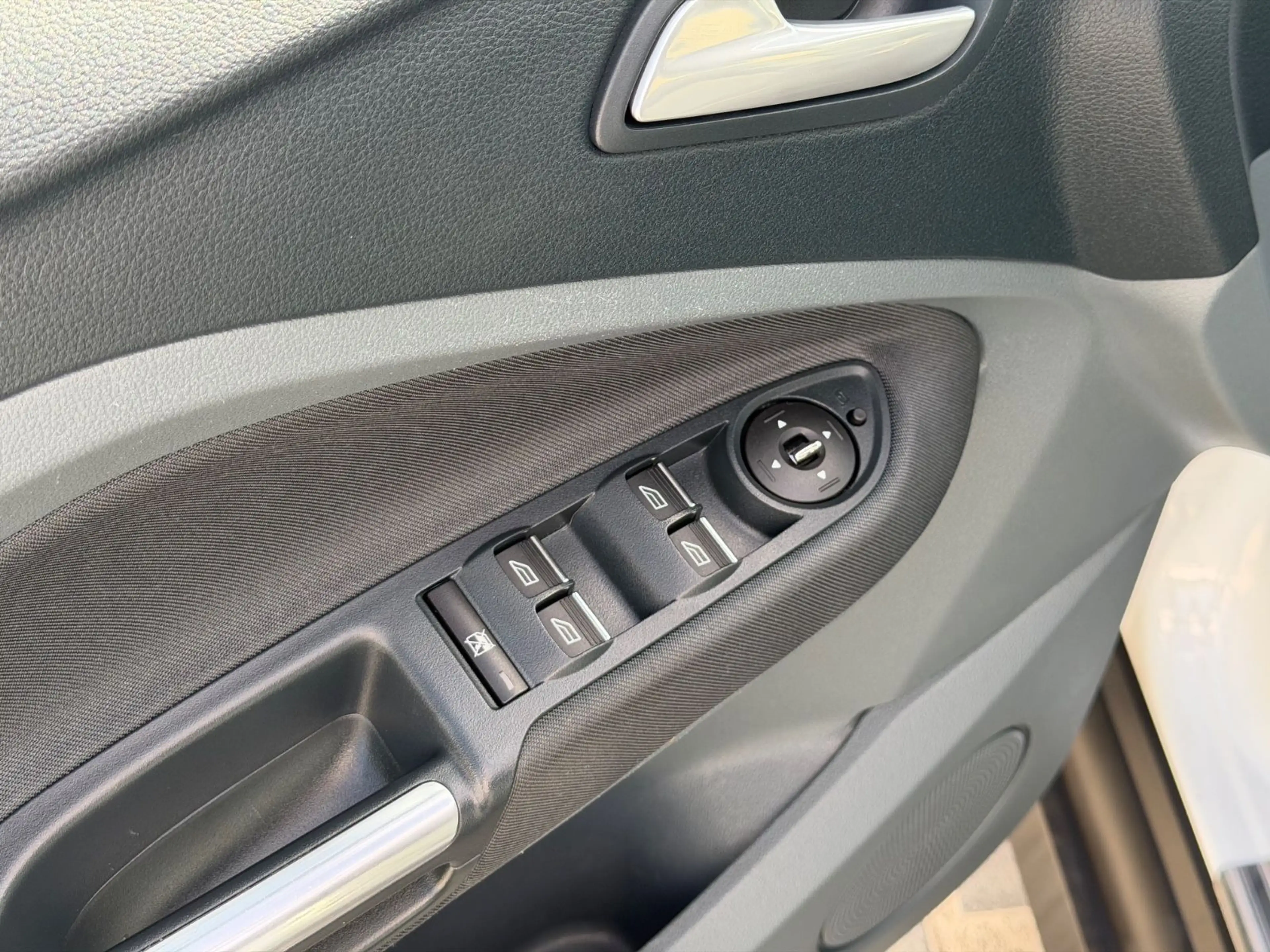 Ford C-Max C-MAX Sync Edition*NAVI**SHZ*TEMPOMAT — photo 11