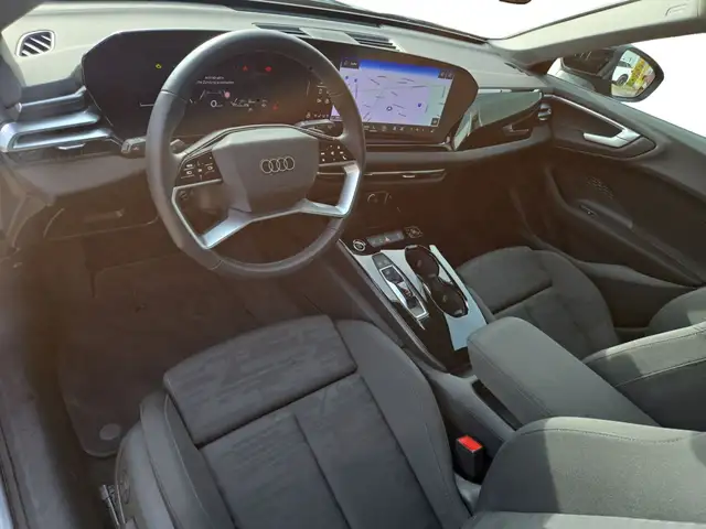 Audi A5 view 4