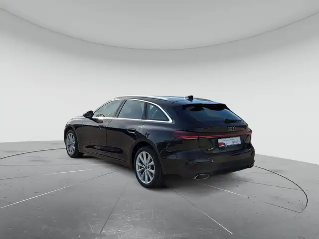 Audi A5 view 3