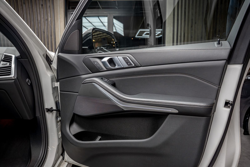 BMW X5 xDrive40d M-SPORT | PANO | KOMFORTSITZE | AHK — photo 15