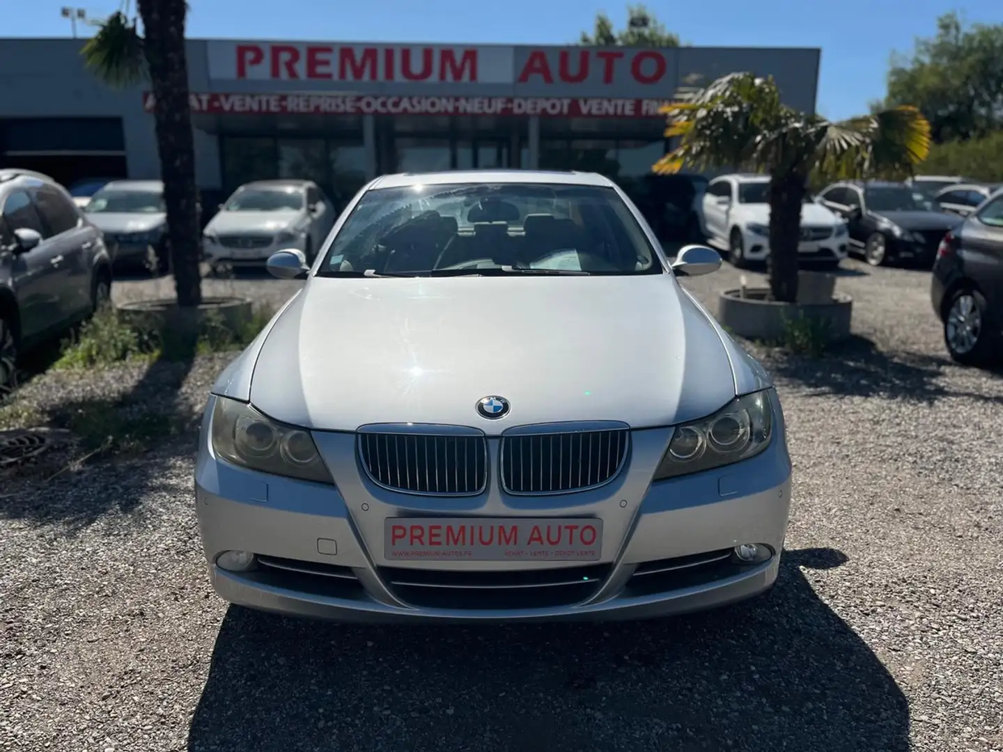 BMW 335 Luxe 3.0L 306ch (E90) Gris - 1