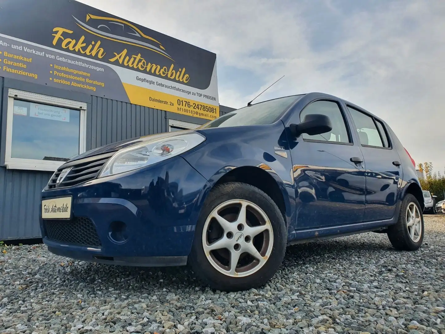 Dacia Sandero Basis MOTOR STARTET NICHT Blau - 1