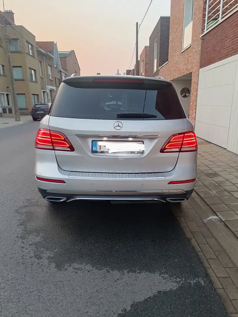 Mercedes-Benz GLE 250 GLE 250 d 9G-TRONIC Exclusive Zilver - 2