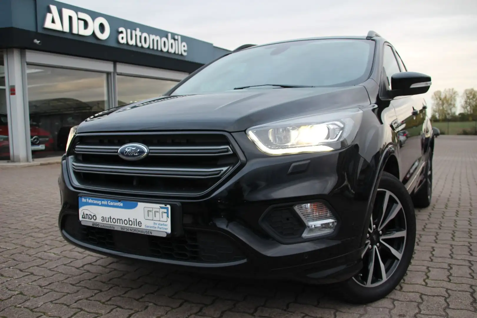 Ford Kuga ST-Line 1.5 134kW EcoBoost*BI-XENON*PDC* Schwarz - 2