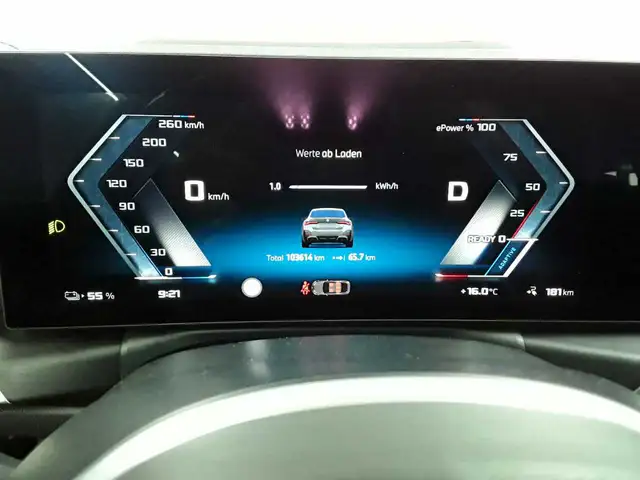 BMW i4 view 11