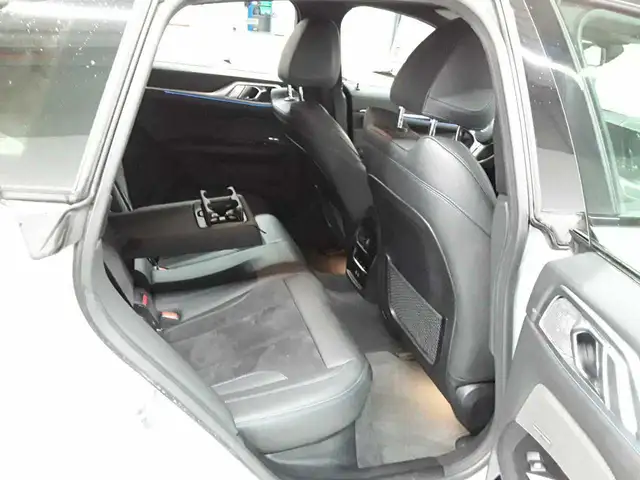 BMW i4 view 14