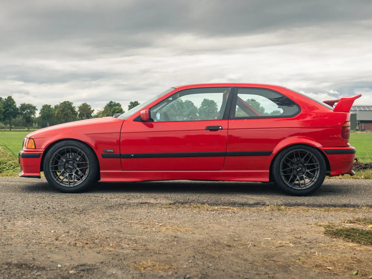 BMW 330 330i Executive 250pk race trackday Czerwony - 1
