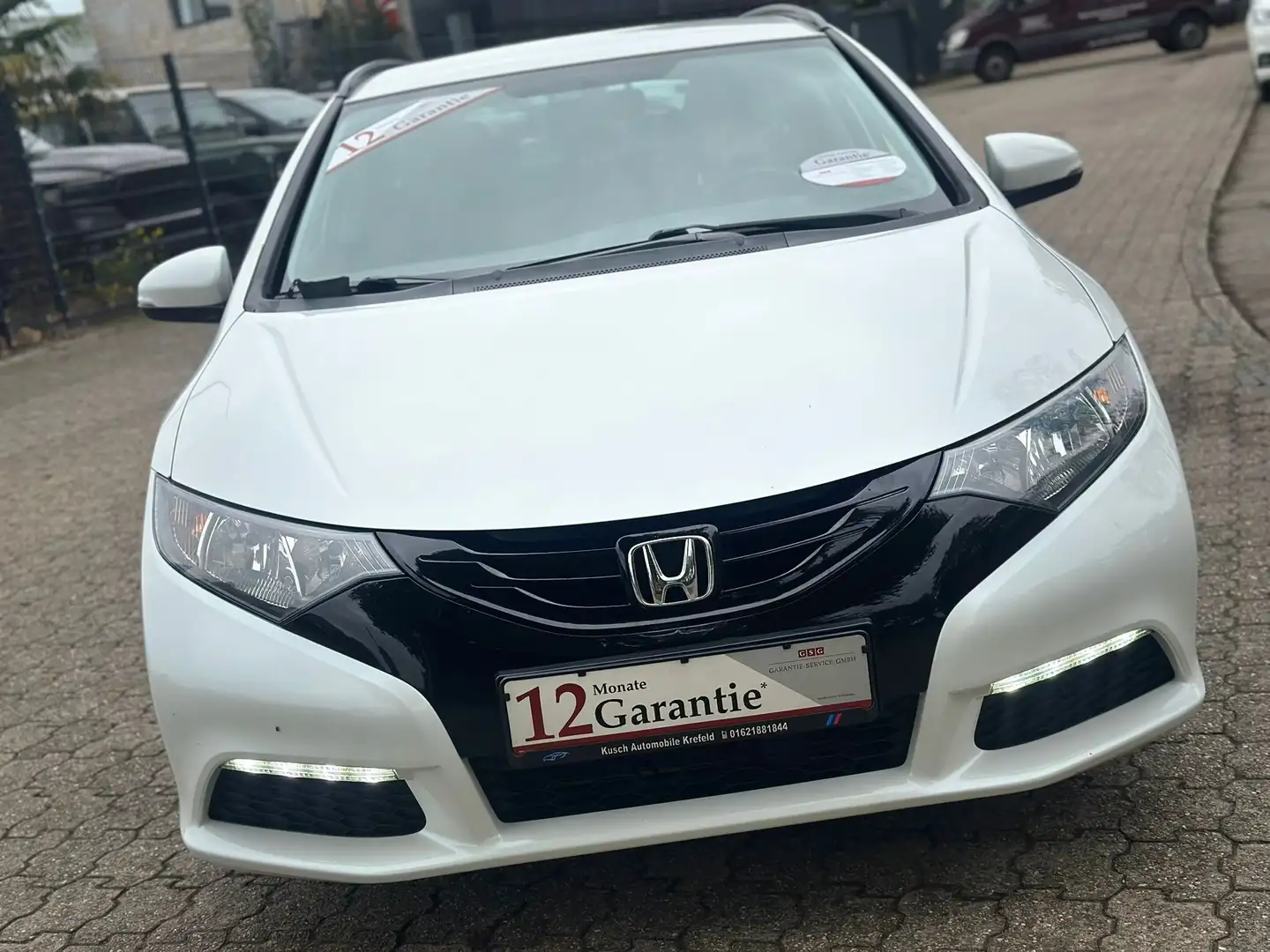 Honda Civic Tourer 1.8 i-VTEC Comfort Білий - 2