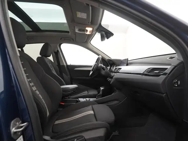 BMW X1 view 3