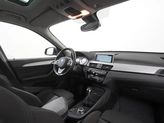 BMW X1 view 2
