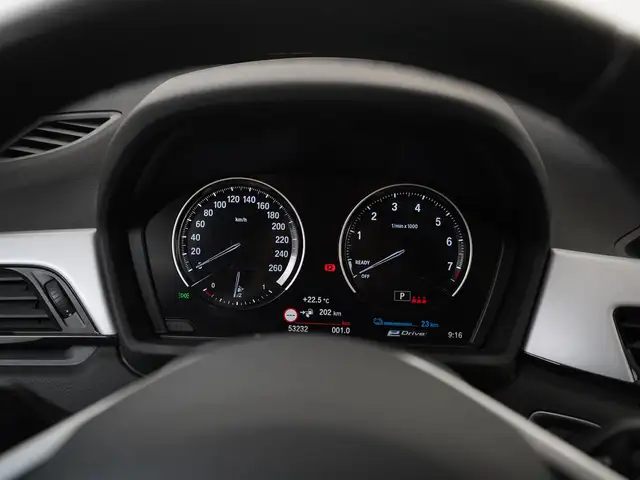 BMW X1 view 10