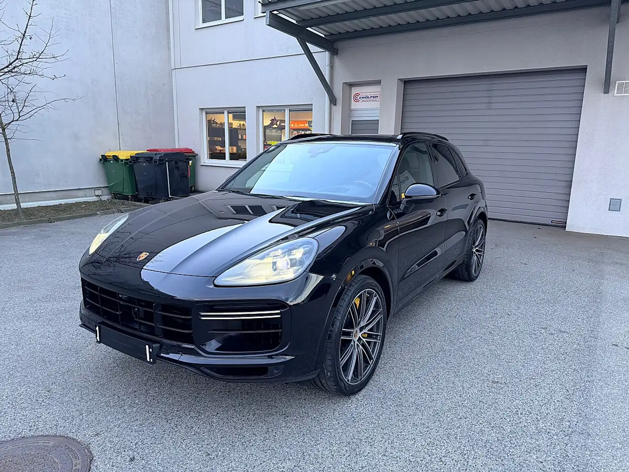 Porsche Cayenne III Turbo S E-Hybrid PHEV 17,9 kWh Aut.