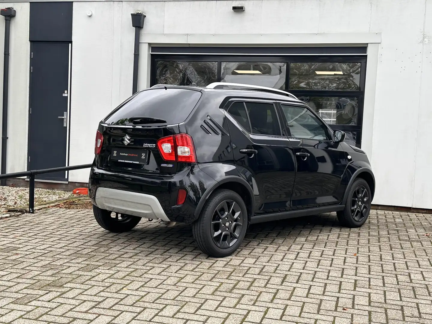 Suzuki Ignis 1.2 Smart Hybrid Select Automaat | 6.500 km | Navi Noir - 2