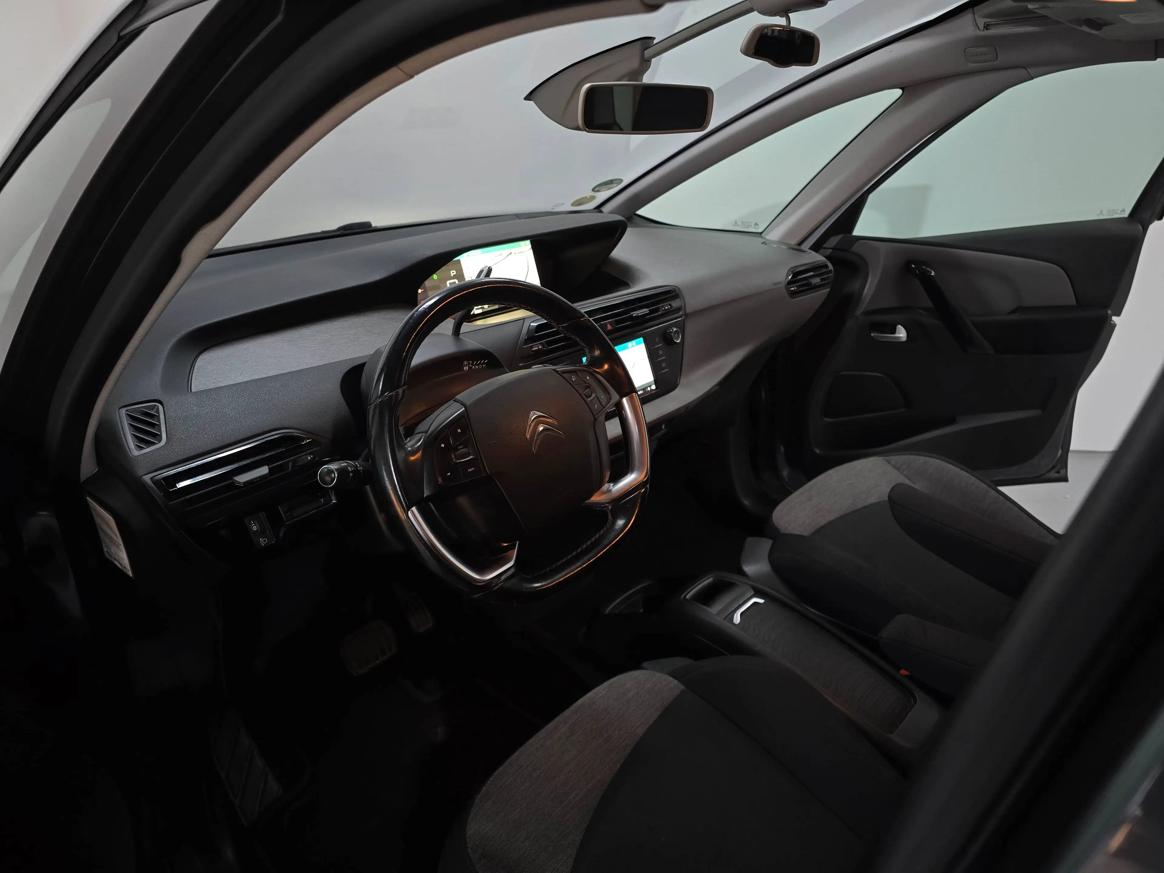 Citroen Grand C4 Picasso 1.6 Blue Hdi | 7 places | Keyless | 1ier propriétaire | Carnet complet | GARANTIE 12M — photo 9