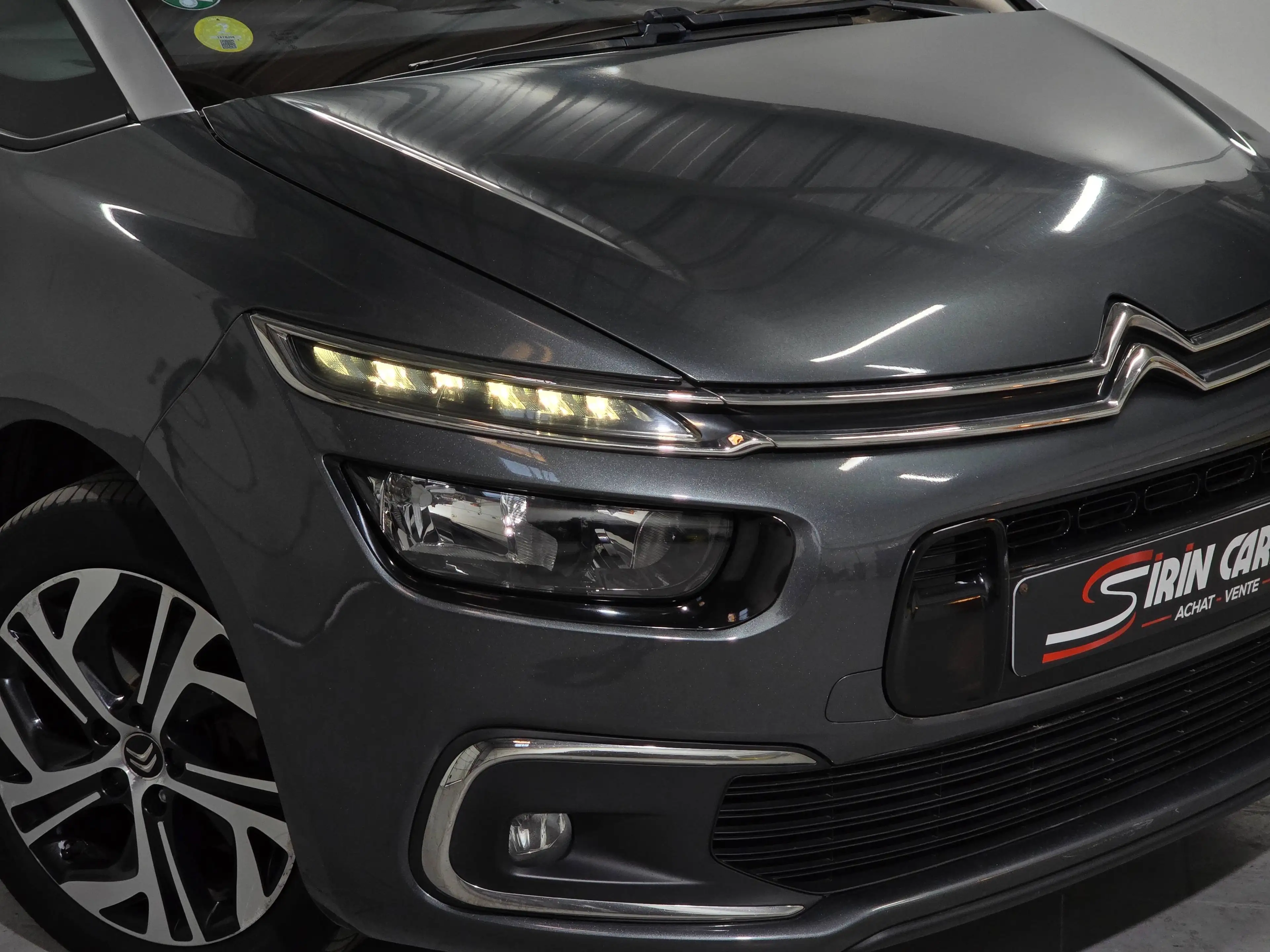 Citroen Grand C4 Picasso 1.6 Blue Hdi | 7 places | Keyless | 1ier propriétaire | Carnet complet | GARANTIE 12M — photo 2