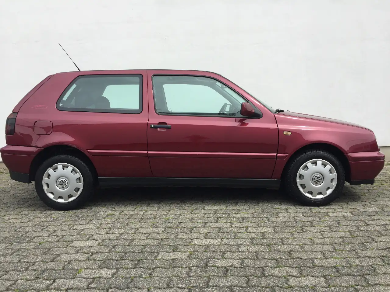 Volkswagen Golf 1.6 Joker 8 fach bereift/Gepflegt/CD/Kupplung NEU, foto 3