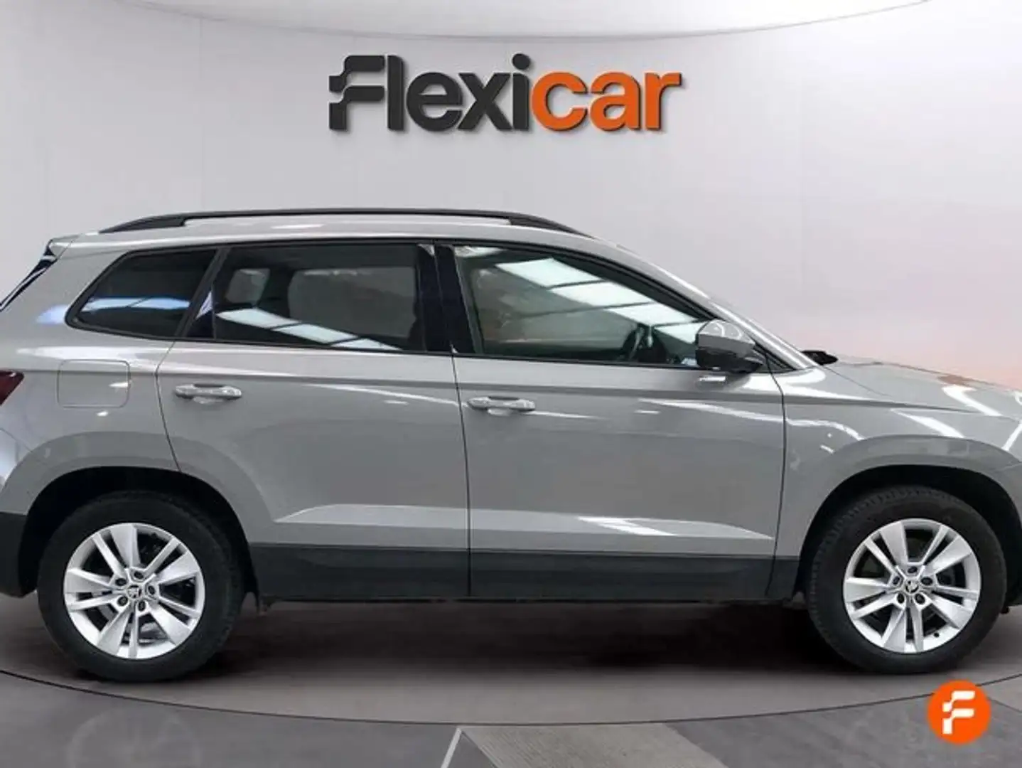 Skoda Karoq 1.6TDI Like Gris - 2