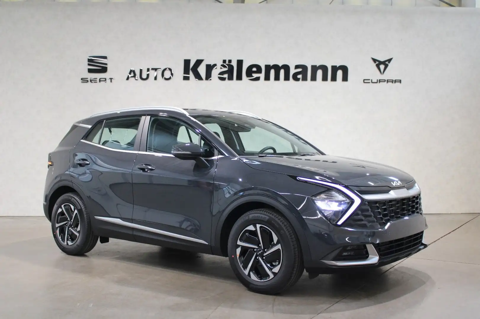 Kia Sportage Vision 1,6 DCT *Navi*LED*el.Sitze*AHK* Grijs - 1