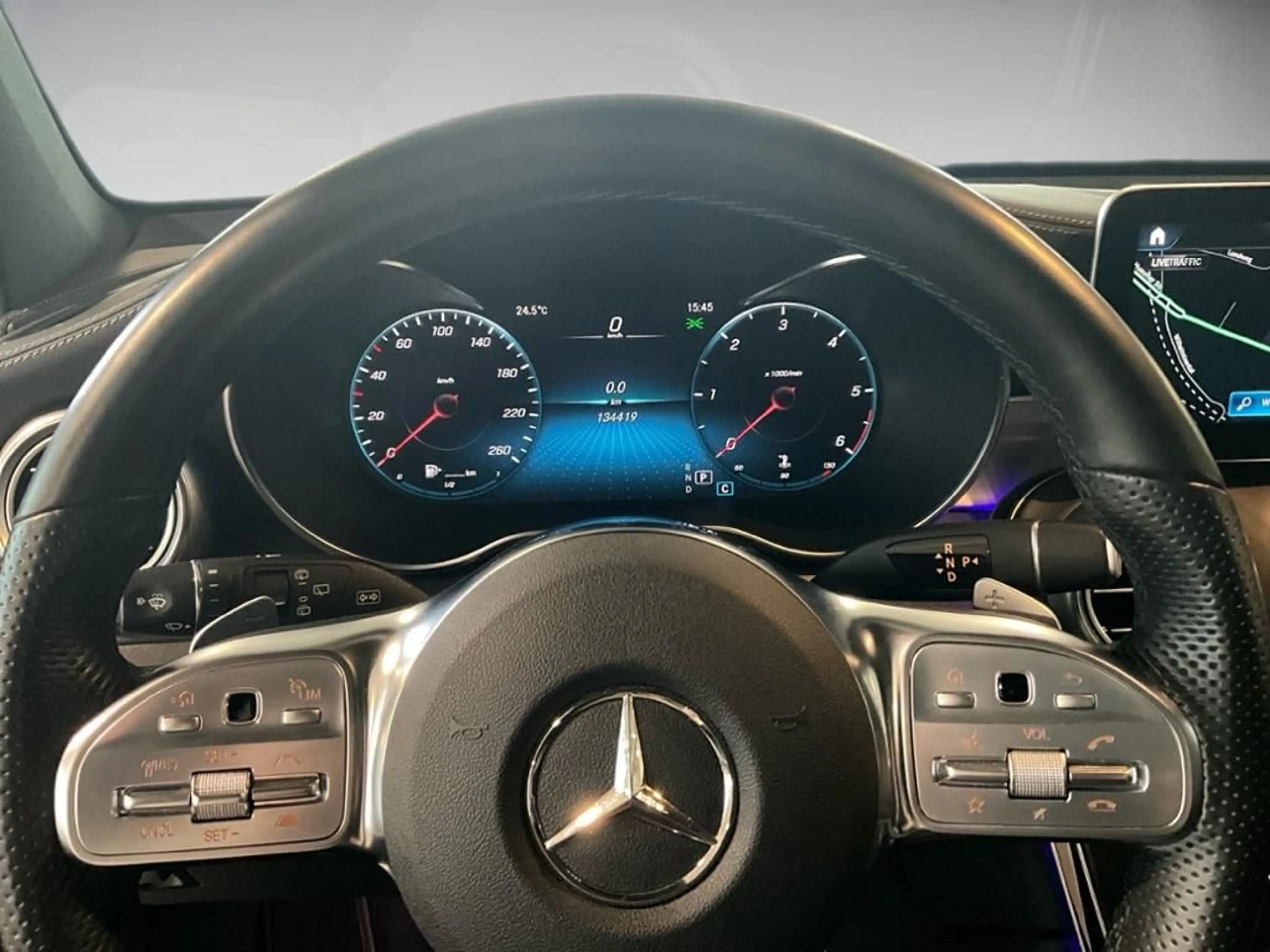 Mercedes-Benz GLC 400 d 4M AMG Style 360 4xSHZ ACC AHK AUT LED — photo 14