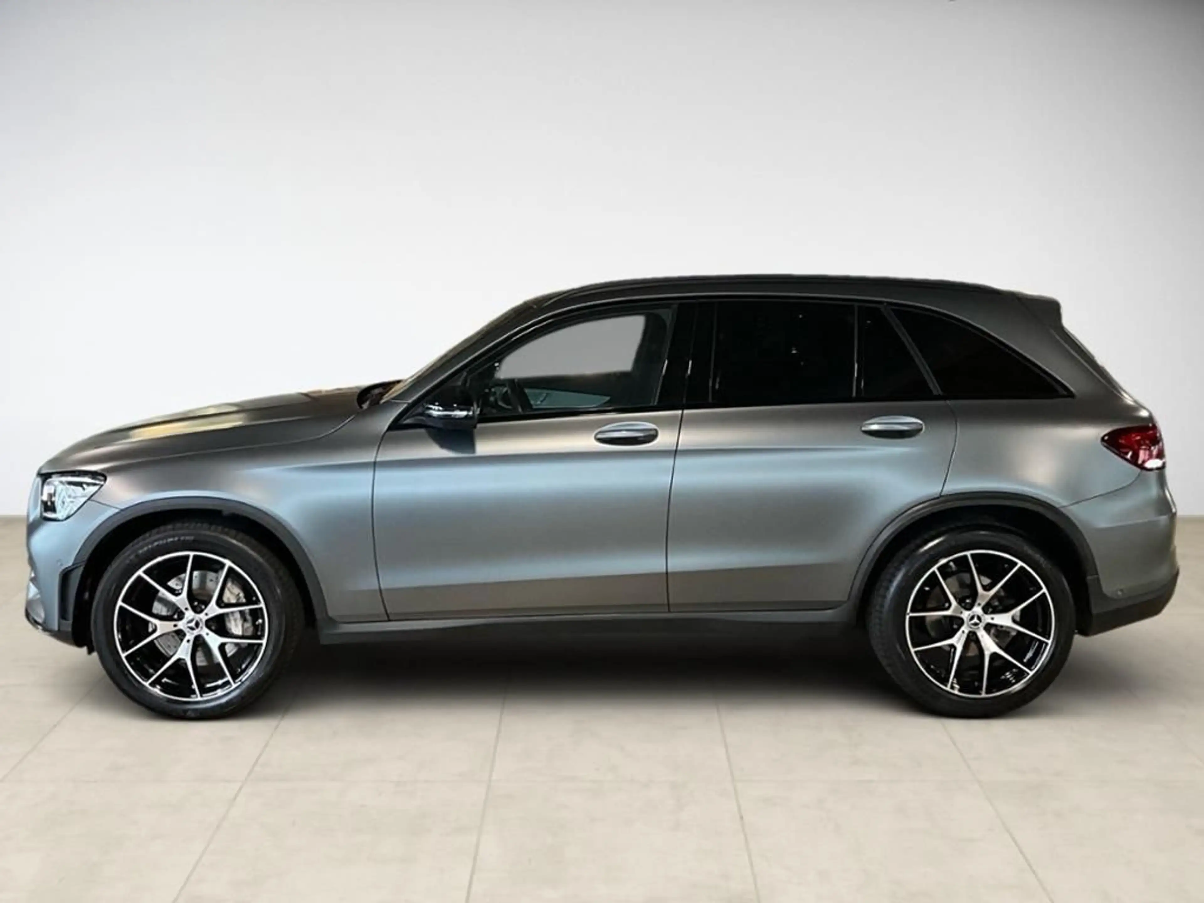 Mercedes-Benz GLC 400 d 4M AMG Style 360 4xSHZ ACC AHK AUT LED — photo 3