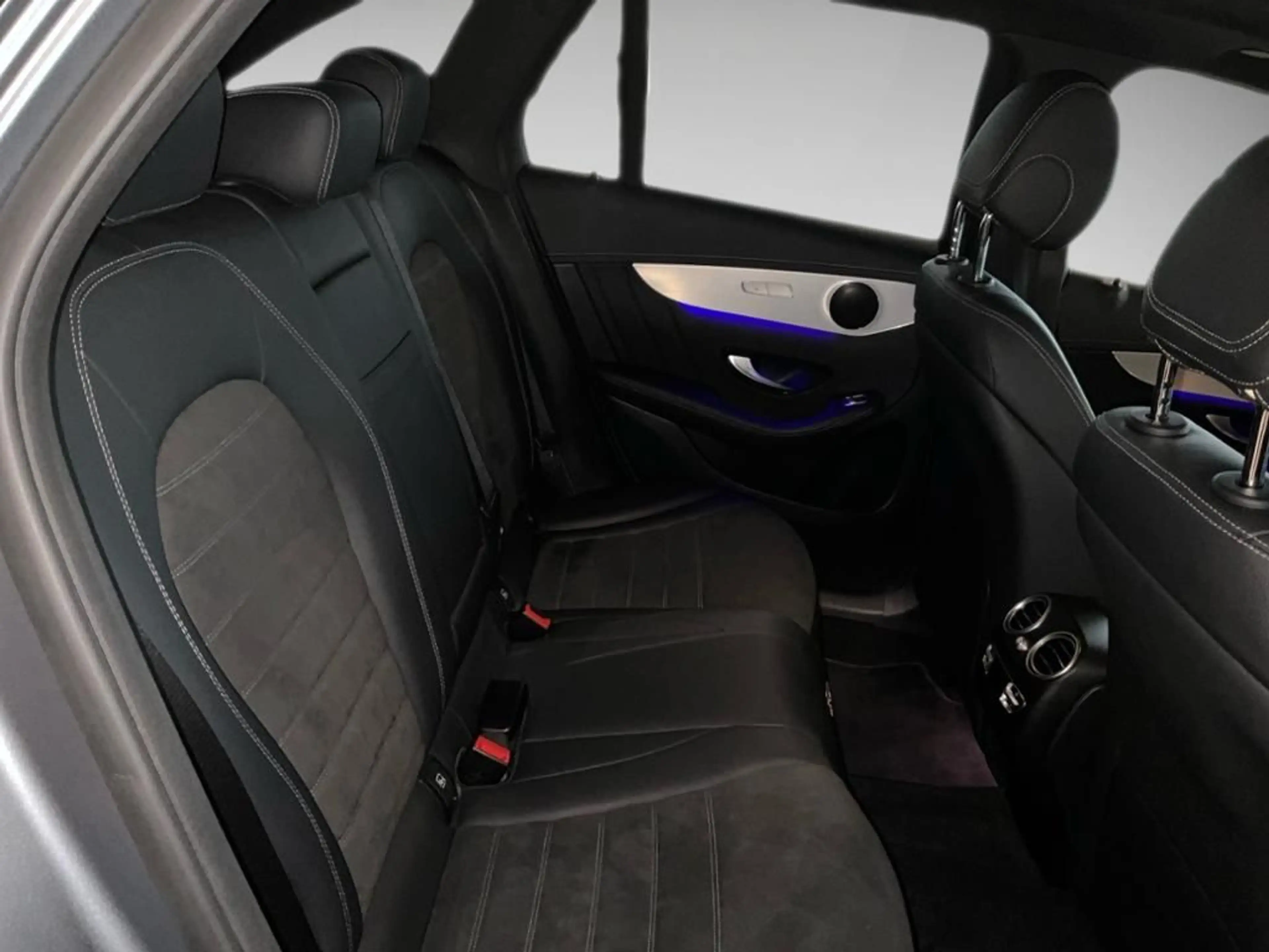 Mercedes-Benz GLC 400 d 4M AMG Style 360 4xSHZ ACC AHK AUT LED — photo 15