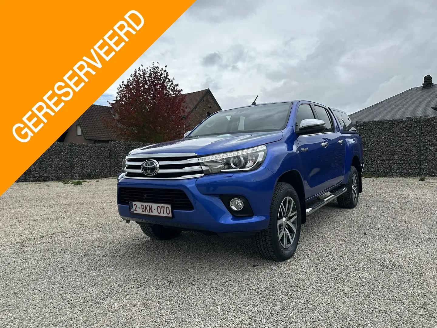 Toyota Hilux 2.4 D-4D Double Cab Aut. Comfort Blauw - 1