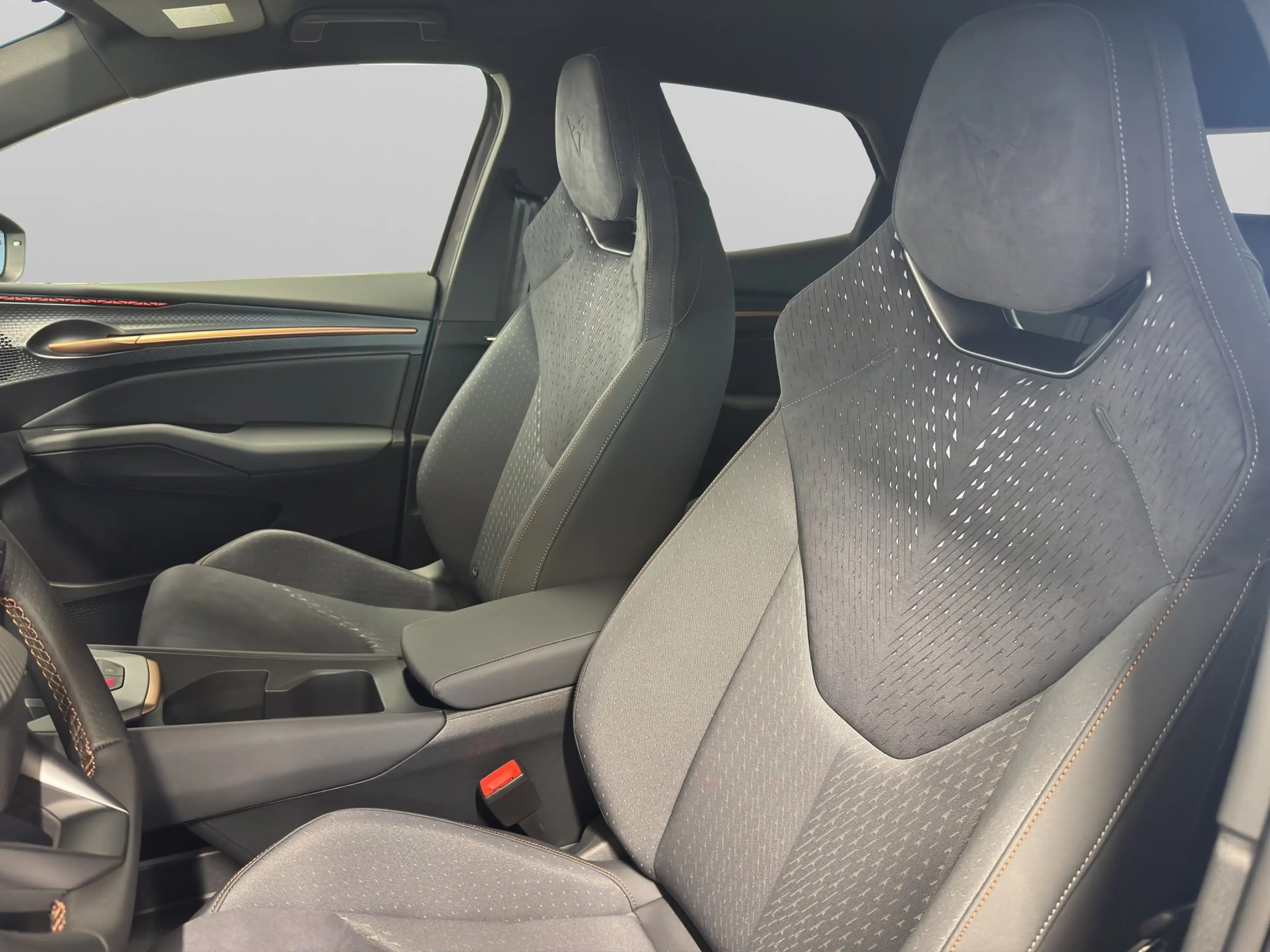 CUPRA Raval Endurance — photo 12