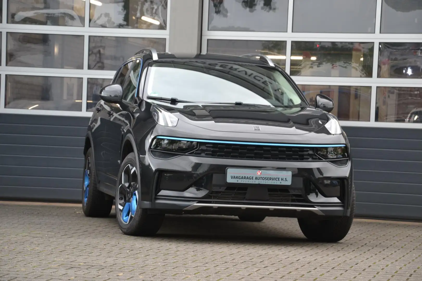 Lynk & Co 01 Co Q1 1.5 Hybride, BOVAG, GARANTIE, NAVI Zwart - 2