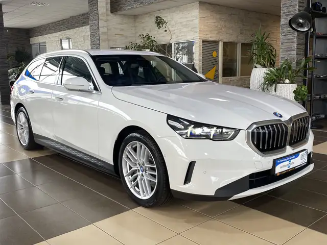 BMW i5 40 eDrive Harman Kardon CurvedDisplay LED