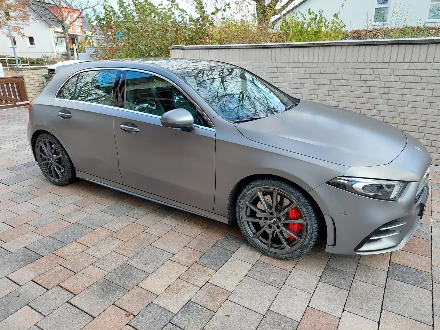 Mercedes-Benz A 35 AMG AMG A 35 4Matic AMG Speedshift DCT 7G Srebrny - 1