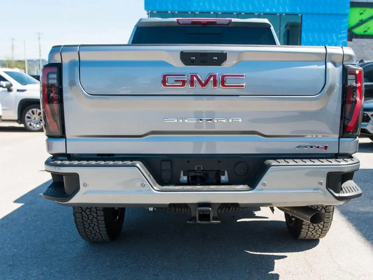 GMC Sierra 2500HD снимка GMC Sierra 2500HD