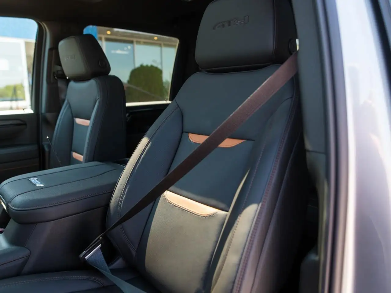 GMC Sierra 2500HD снимка GMC Sierra 2500HD