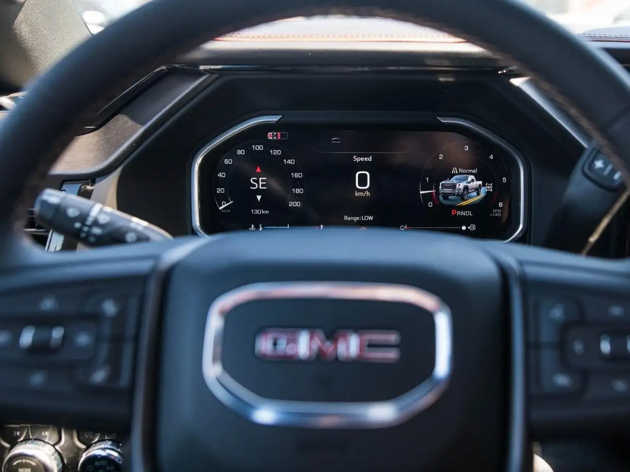 GMC Sierra 2500HD снимка GMC Sierra 2500HD