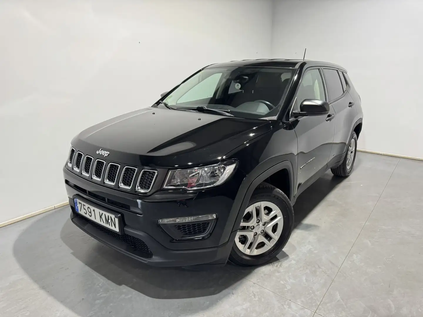Jeep Compass 1.6 Mjt Sport 4x2 Zwart - 2