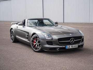 SLS AMG Roadster GT AMG SPEEDSHIFT DCT Final Edition