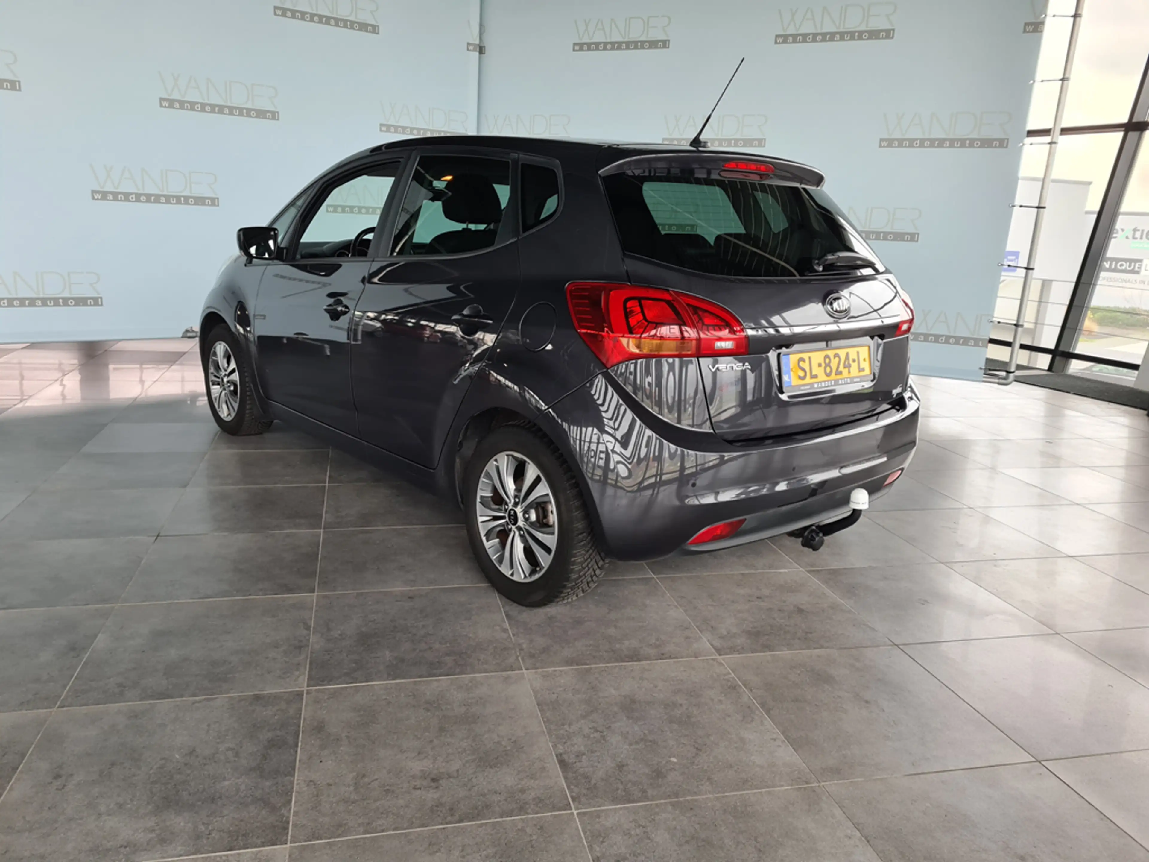 Kia Venga 1.6 CVVT Edition /Elektrisch panorama dak/Trekhaak — photo 8