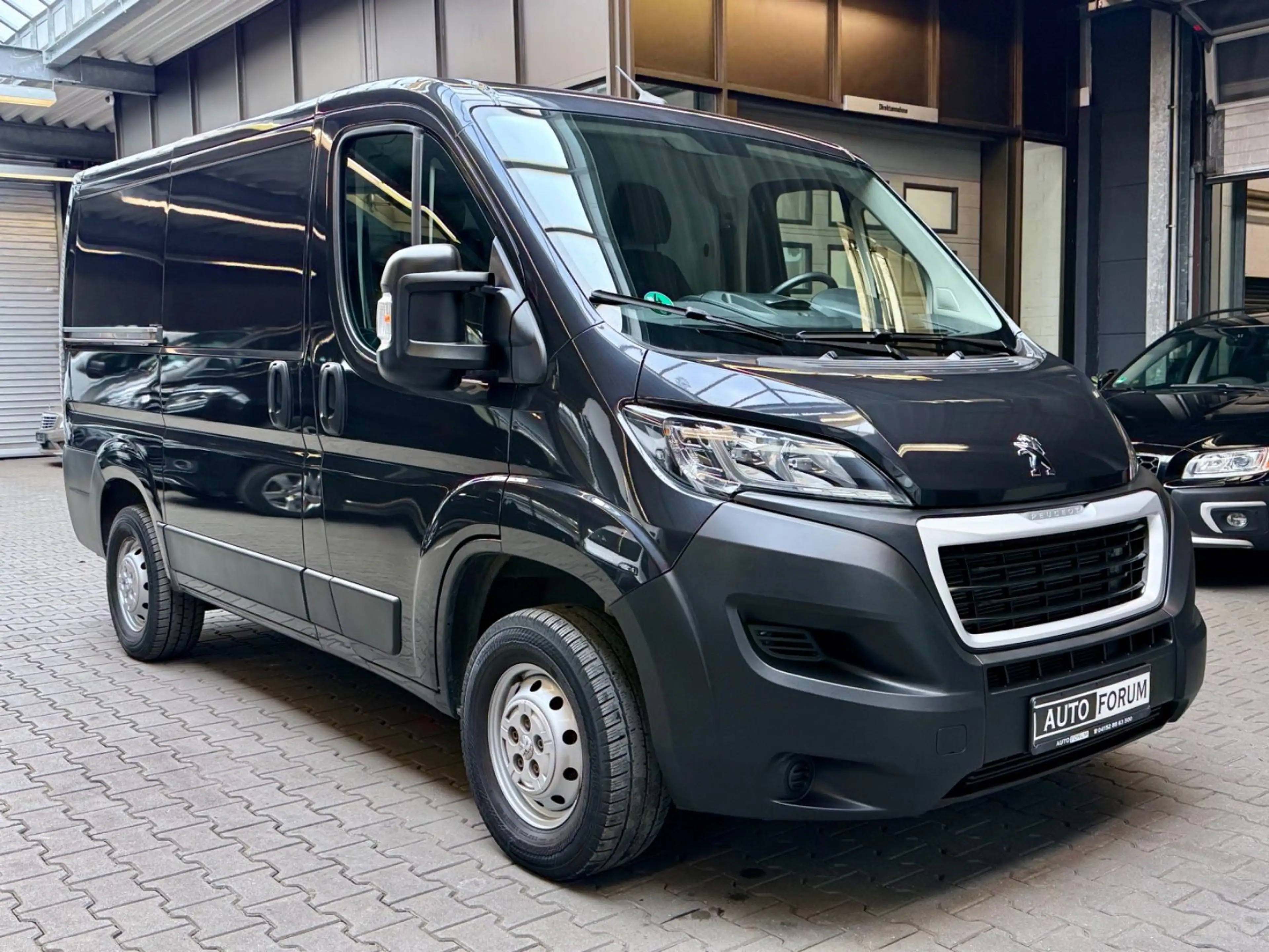 Peugeot Boxer 2.2 HDi L1H1 3,0t LIFT LBW KLIMA PDC 1HAND — photo 2