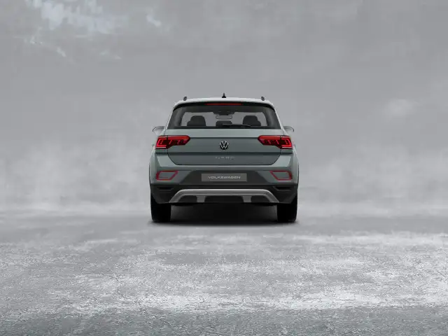 Volkswagen T-Roc view 7