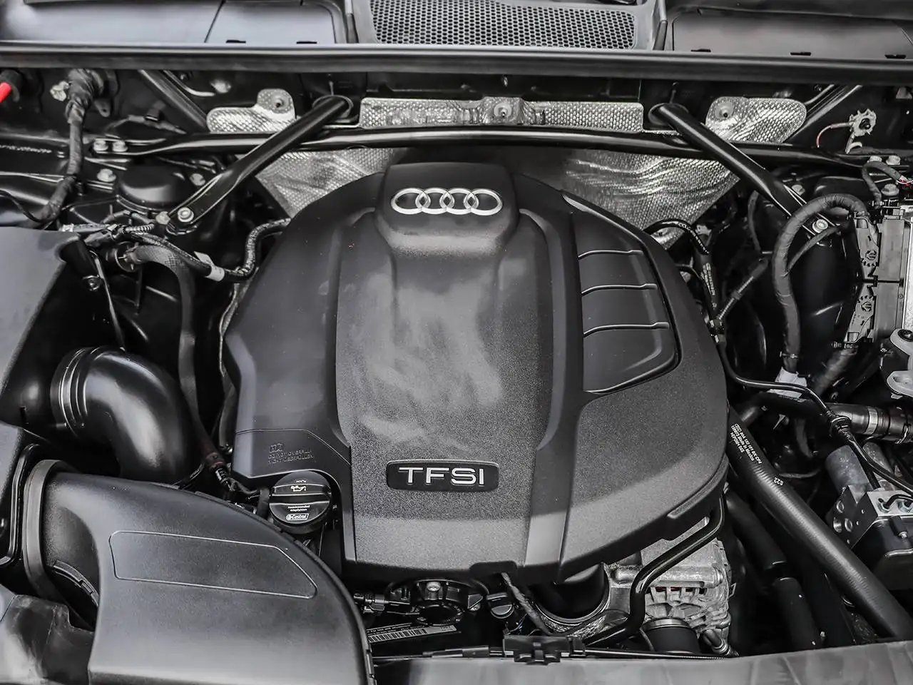 Audi Q5 снимка Audi Q5
