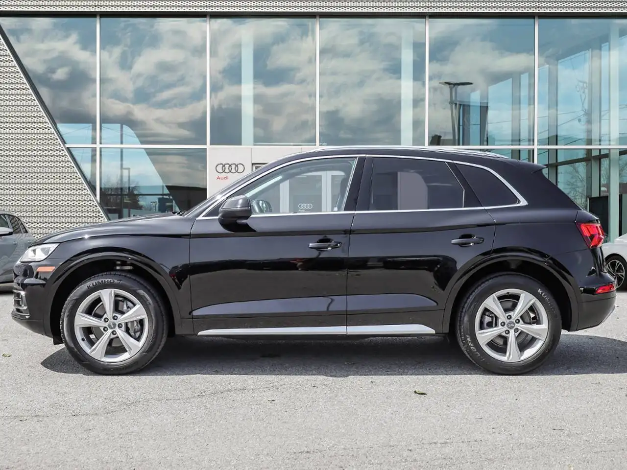 Audi Q5 снимка Audi Q5