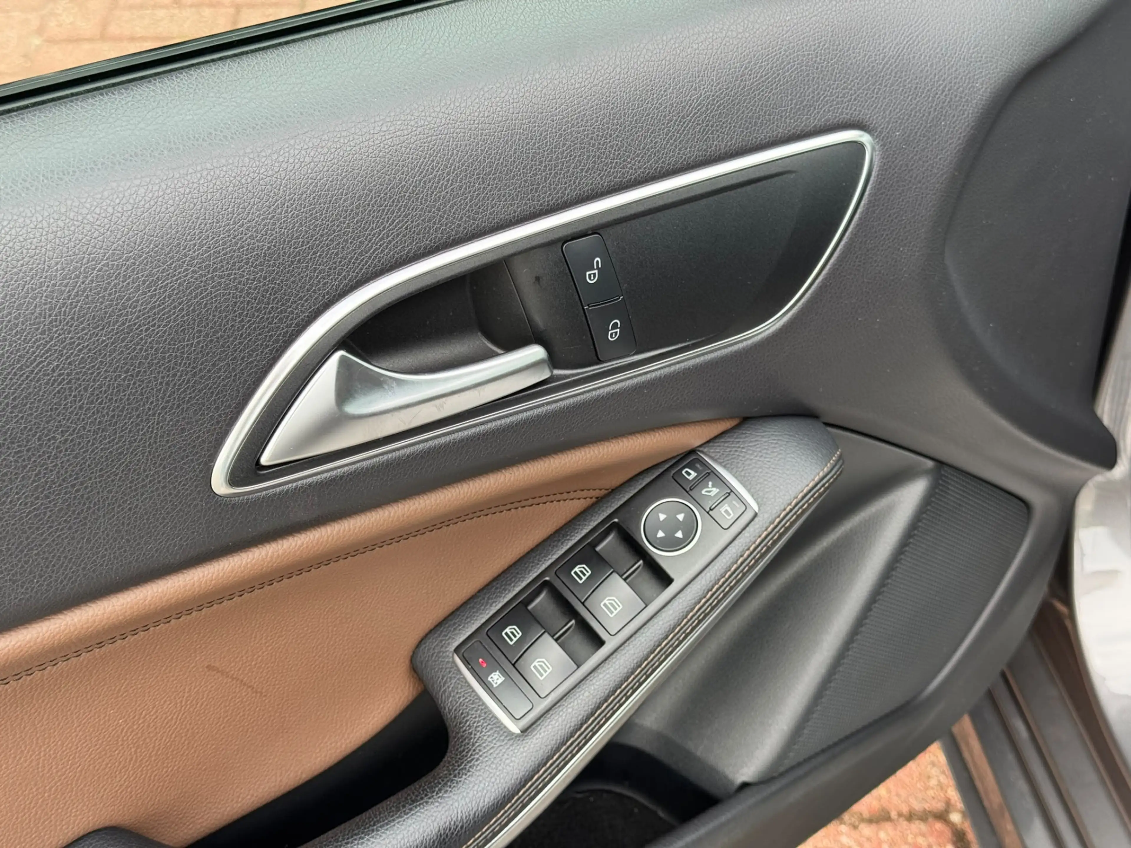 Mercedes-Benz A 180 AMG Night Edition Plus — photo 6