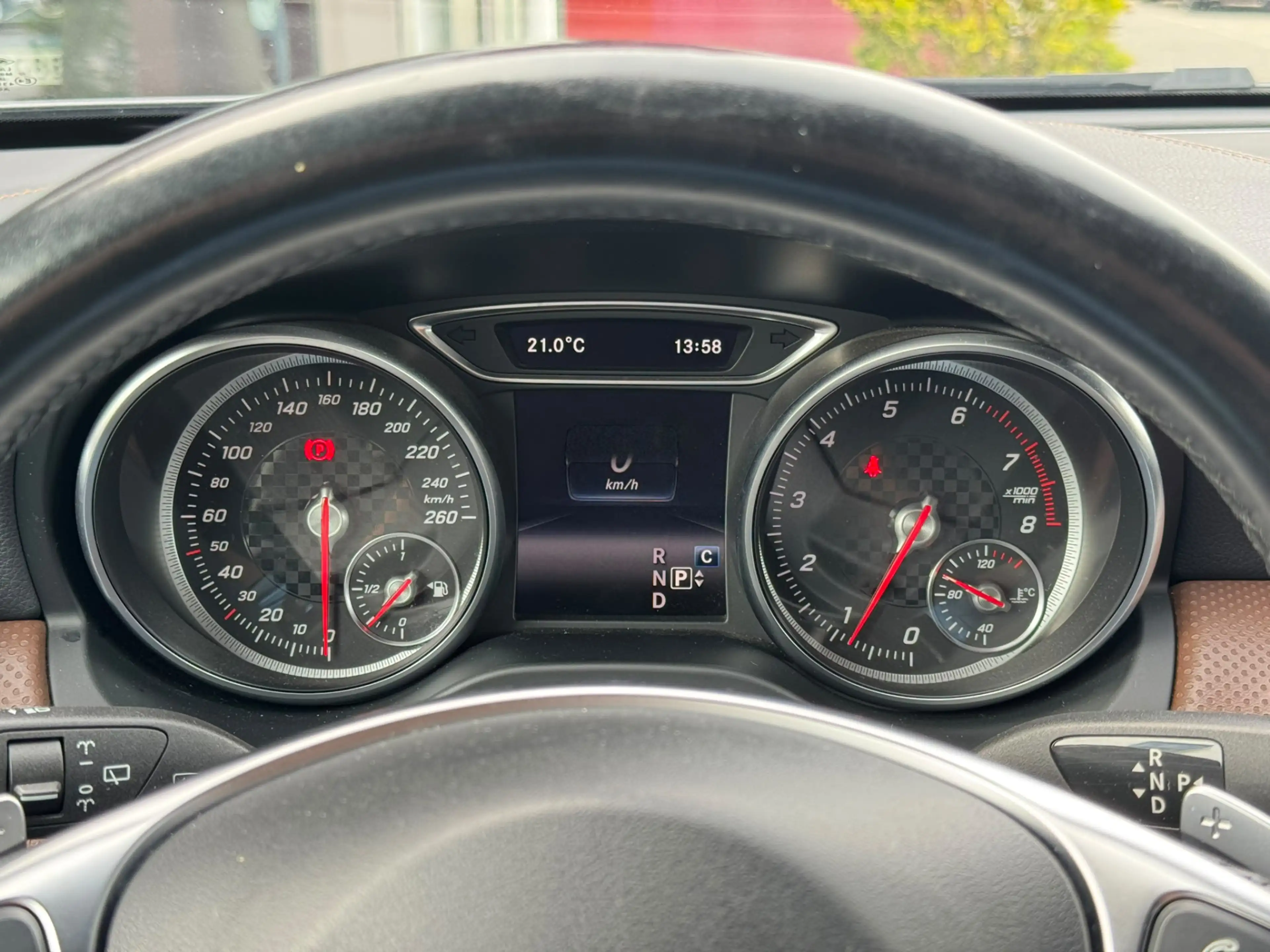 Mercedes-Benz A 180 AMG Night Edition Plus — photo 7