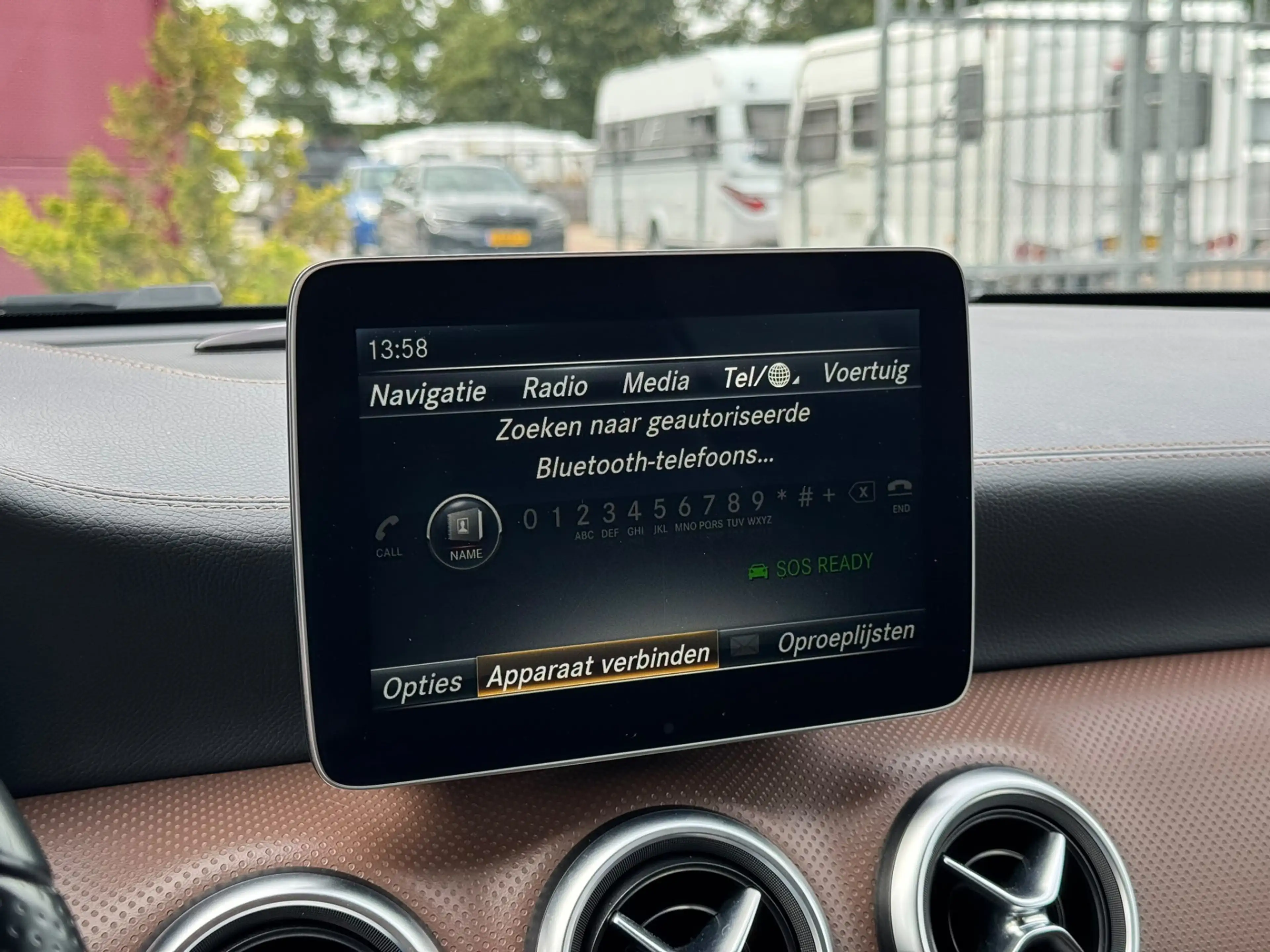 Mercedes-Benz A 180 AMG Night Edition Plus — photo 8