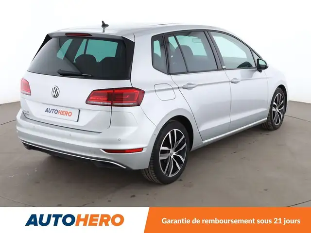 Volkswagen Golf Sportsvan view 6