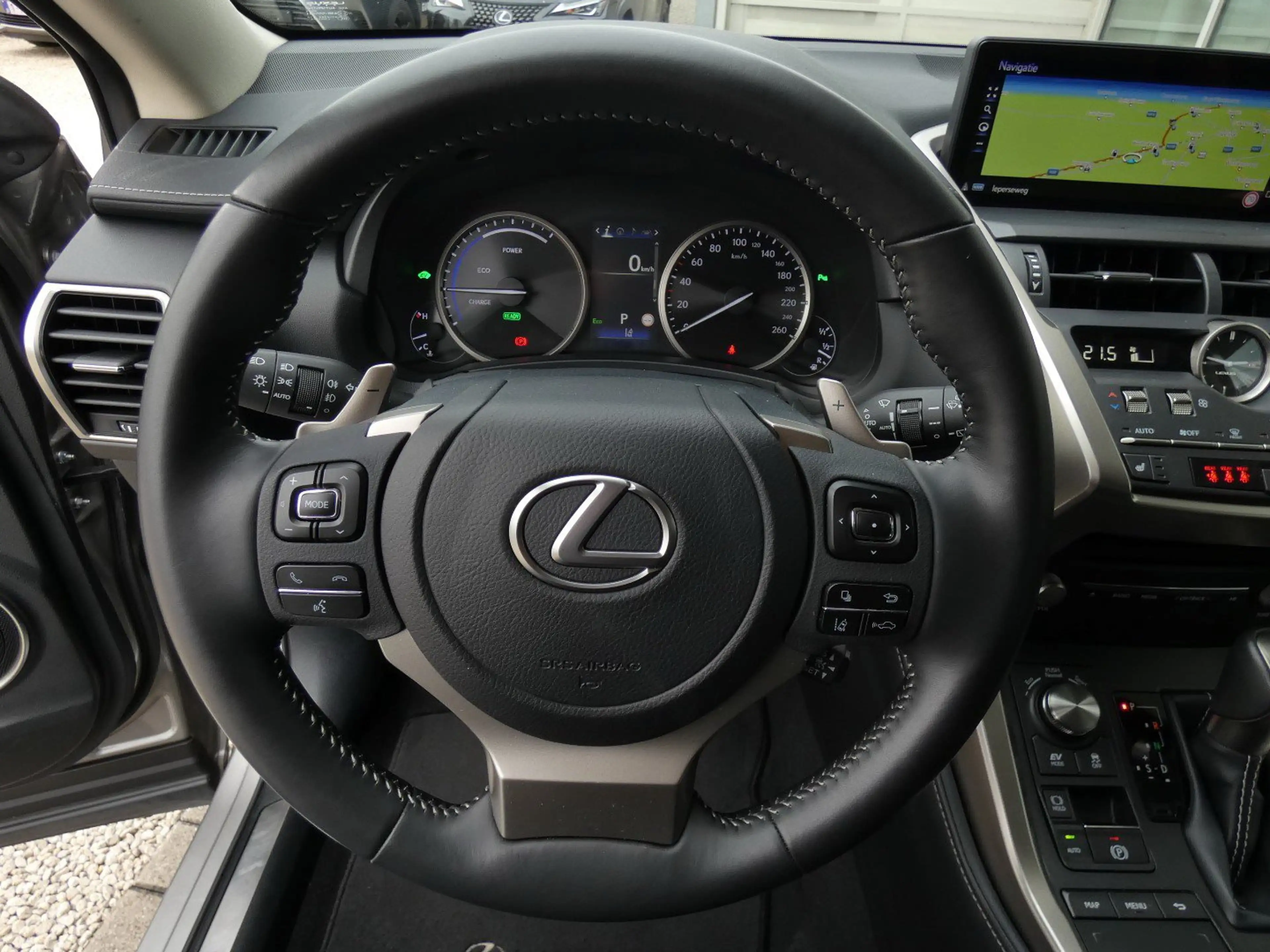 Lexus NX 300h Hybrid AWD Executive Line LEDER +TREKHAAK — photo 10